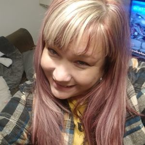 Meet your Posher, Stacie